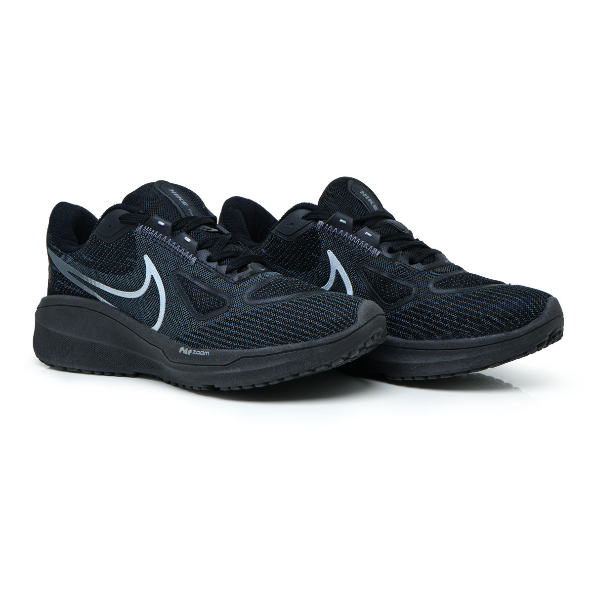 Tênis Nike Vomero 17